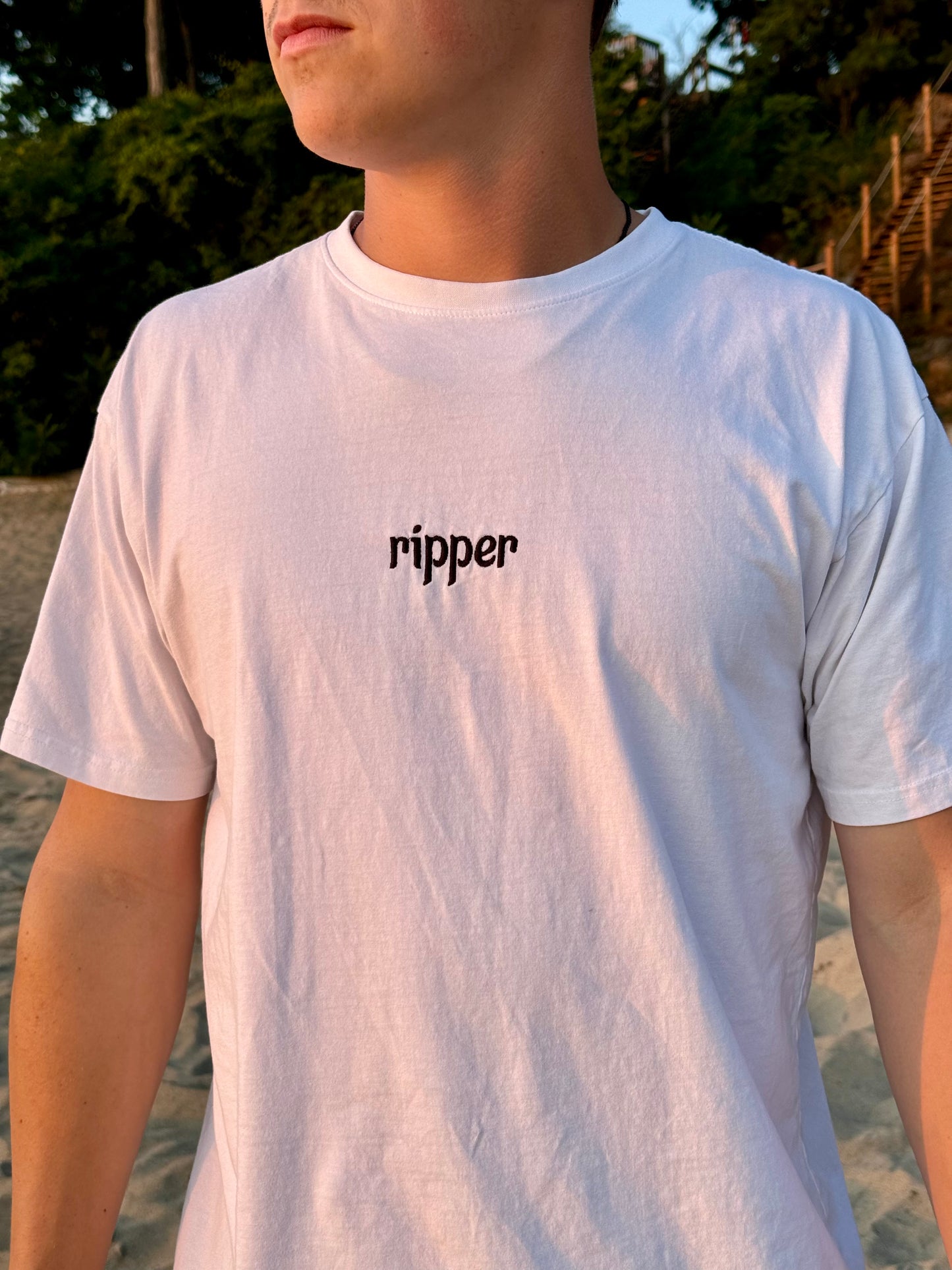 embroidered ripper tee